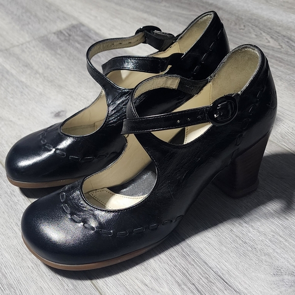 John Fluevog Operetta Mailbran Black Criss-cross Mary Jane Heel Shoes Size 6 - Picture 2 of 7